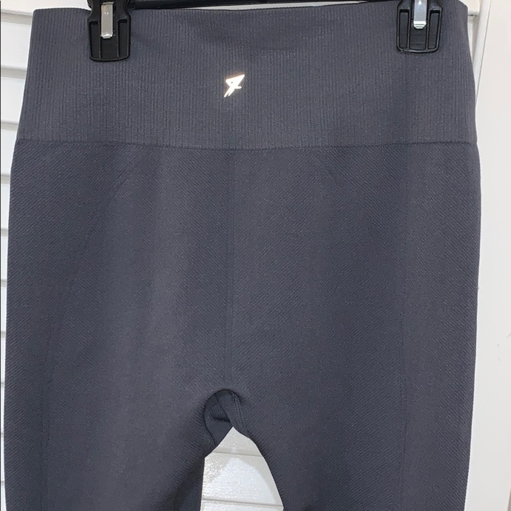 Gray workout leggings